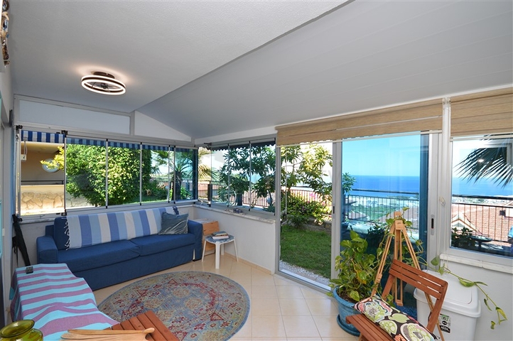 Gemütliche 2+1 Wohnung mit eigenem Gartengrundstück