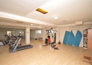 Gemütliche 2+1 Wohnung mit eigenem Gartengrundstück