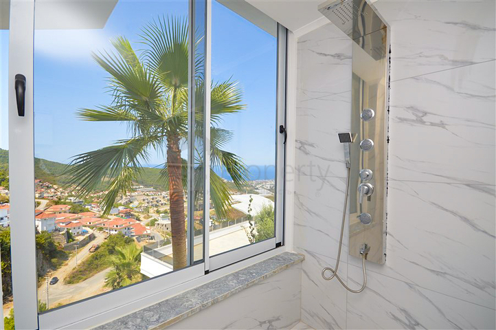 3+1 Art Villa in Kargicak 