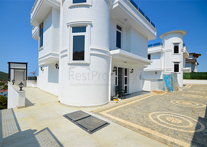 3+1 Art Villa in Kargicak 