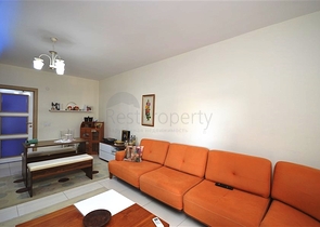 Geräumige Dreizimmerwohnung mit separater Küche im Stadtteil Oba