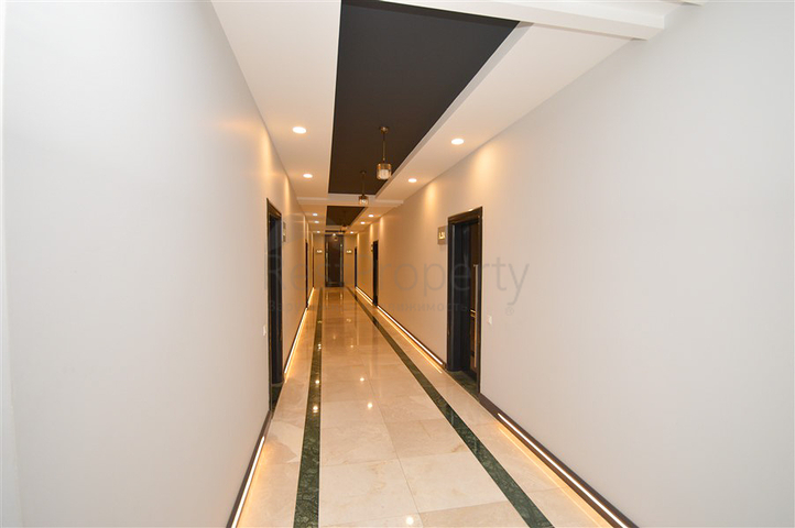 Gewerbeflächen zur Miete in einem vielversprechenden Bereich sind beide