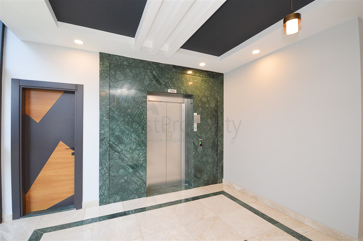 Gewerbeflächen zur Miete in einem vielversprechenden Bereich sind beide