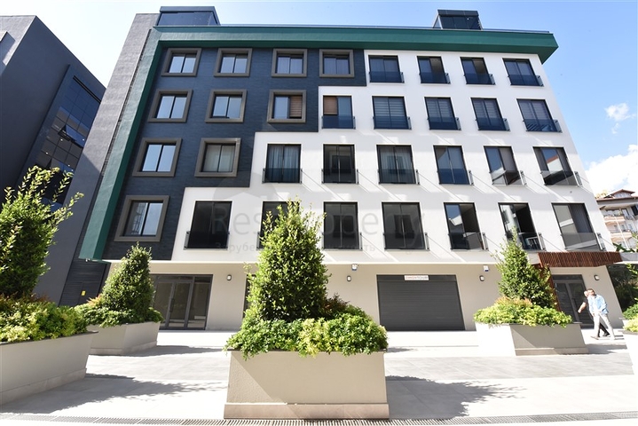 Gewerbeflächen zur Miete in einem vielversprechenden Bereich sind beide