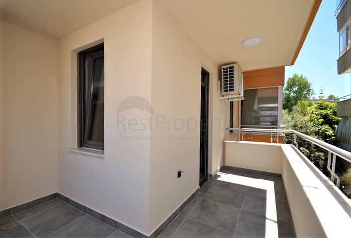 Präsentiert Ihnen eine 1+1 Wohnung zu Fuß zum Meer in der Nähe von Oba