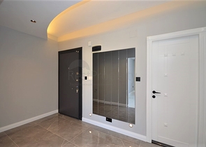 Präsentiert Ihnen eine 1+1 Wohnung zu Fuß zum Meer in der Nähe von Oba