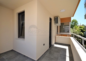 Präsentiert Ihnen eine 1+1 Wohnung zu Fuß zum Meer in der Nähe von Oba