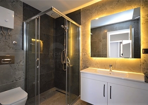 Präsentiert Ihnen eine 1+1 Wohnung zu Fuß zum Meer in der Nähe von Oba