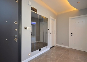 Präsentiert Ihnen eine 1+1 Wohnung zu Fuß zum Meer in der Nähe von Oba