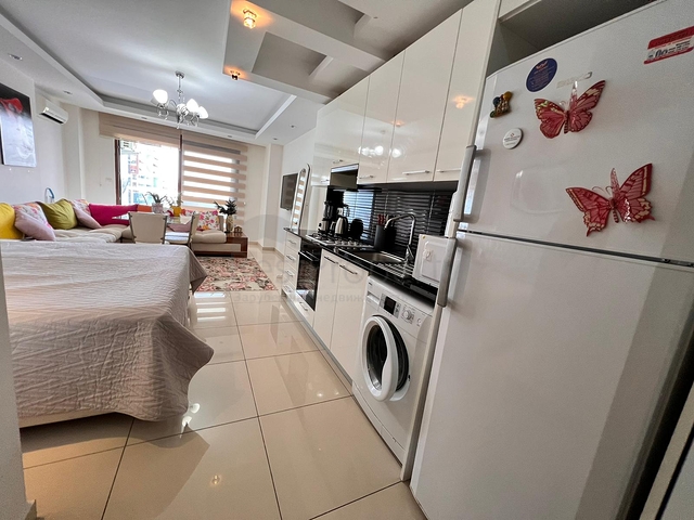 Studio in einem berühmten und begehrten Komplex in der Gegend von Dschikkilli