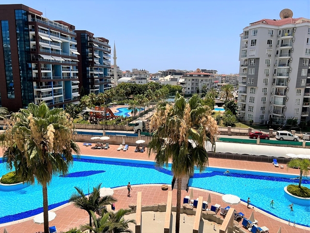 Studio in einem berühmten und begehrten Komplex in der Gegend von Dschikkilli