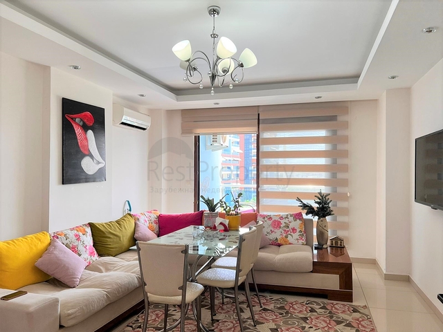 Studio in einem berühmten und begehrten Komplex in der Gegend von Dschikkilli