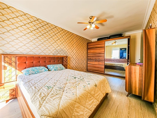 Möbliertes 4+1 Penthouse in einem der Wohnkomplexe von Mahmutlar