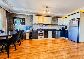 Möbliertes 4+1 Penthouse in einem der Wohnkomplexe von Mahmutlar