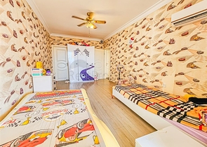 Möbliertes 4+1 Penthouse in einem der Wohnkomplexe von Mahmutlar