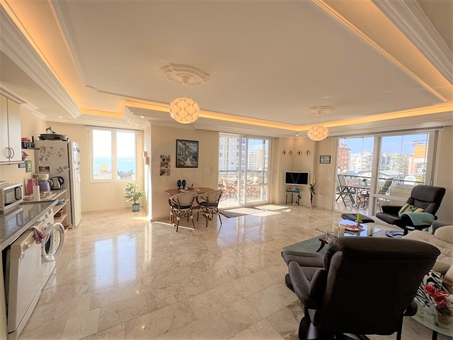 Apartment 2+1 mit Meerblick