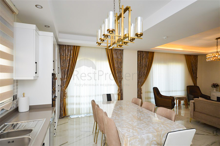 Villa 5+1 in Kargicak