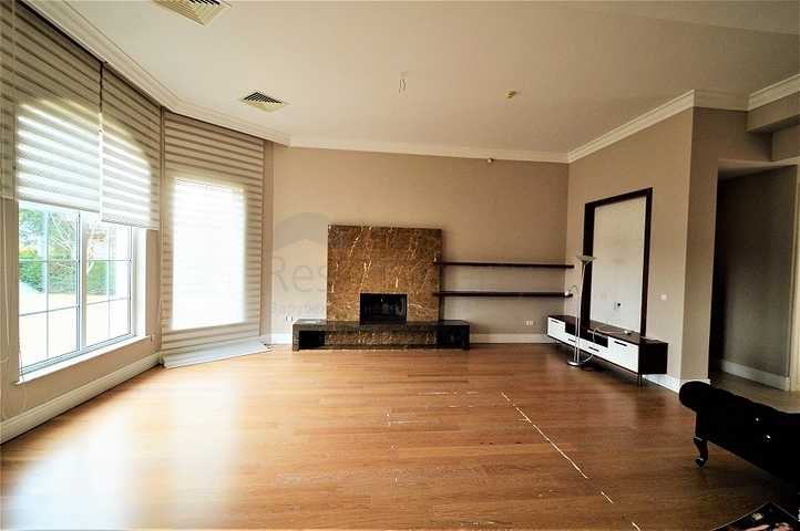 Moderne Villen mit Garten in einer Anlage in Antalya