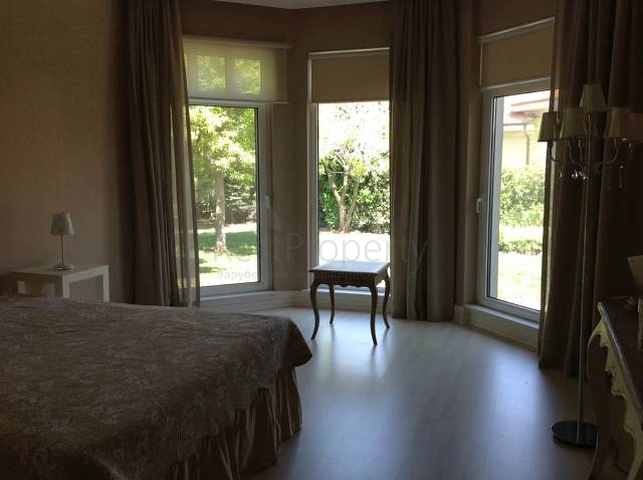 Moderne Villen mit Garten in einer Anlage in Antalya