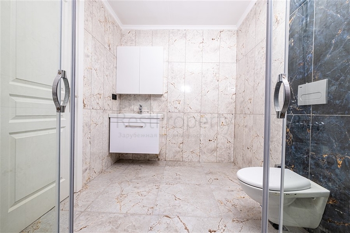 Geräumiges 4+1 Penthouse in der Nähe von Oba