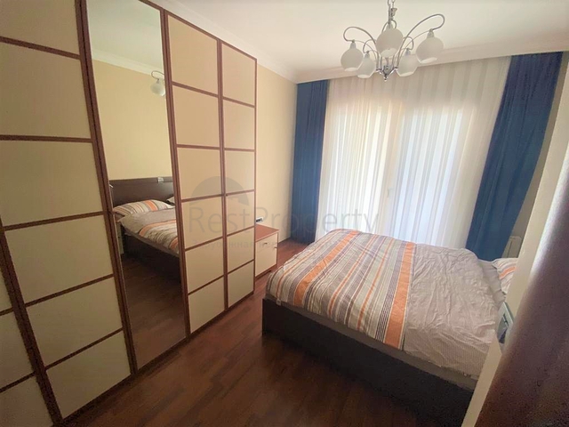 Wohnung in einem Komplex an der ersten Küste mit eigenem Strand