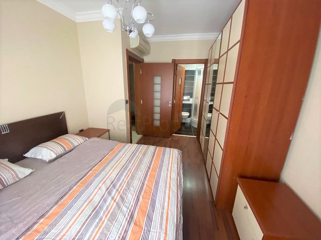 Wohnung in einem Komplex an der ersten Küste mit eigenem Strand