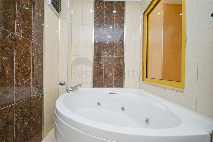 Villa in Sith 4+1 mit kleinem Garten und Meer- und Bergblick in der malerischen Gegend von Kargicak