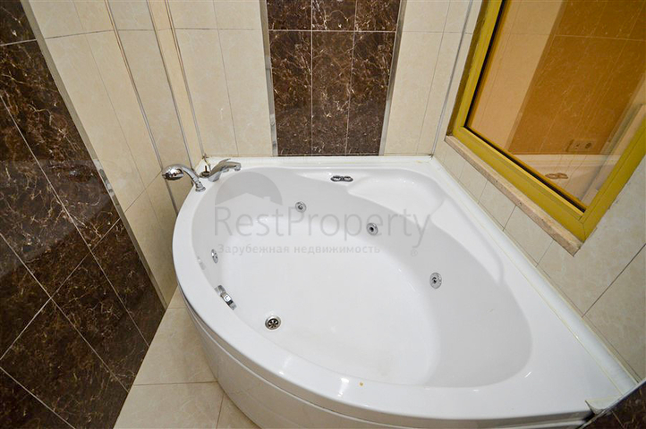 Villa in Sith 4+1 mit kleinem Garten und Meer- und Bergblick in der malerischen Gegend von Kargicak