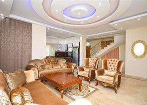 Villa in Sith 4+1 mit kleinem Garten und Meer- und Bergblick in der malerischen Gegend von Kargicak