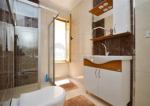 Villa in Sith 4+1 mit kleinem Garten und Meer- und Bergblick in der malerischen Gegend von Kargicak