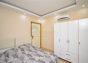 Villa in Sith 4+1 mit kleinem Garten und Meer- und Bergblick in der malerischen Gegend von Kargicak