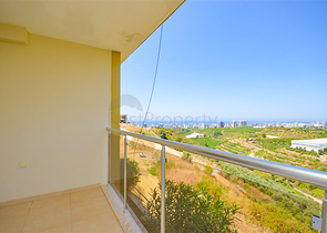 Villa in Sith 4+1 mit kleinem Garten und Meer- und Bergblick in der malerischen Gegend von Kargicak