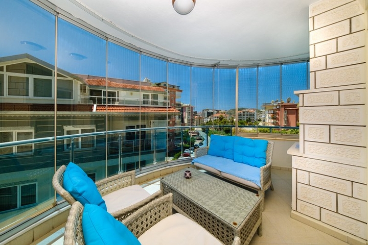 2+1-Wohnung im Stadtteil Djikjili mit großem Balkon