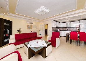 2+1-Wohnung im Stadtteil Djikjili mit großem Balkon