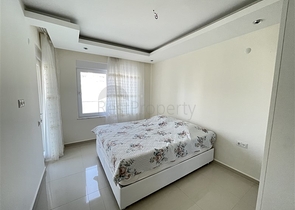 1+1 Wohnung in einer beliebten Wohnanlage im Stadtteil Avsallar