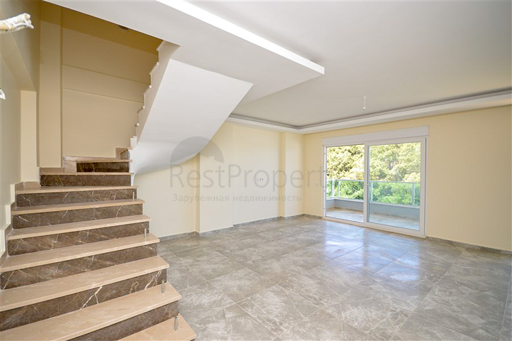 Duplex 2+1 mit hervorragenden Ansichtseigenschaften in Kargicak