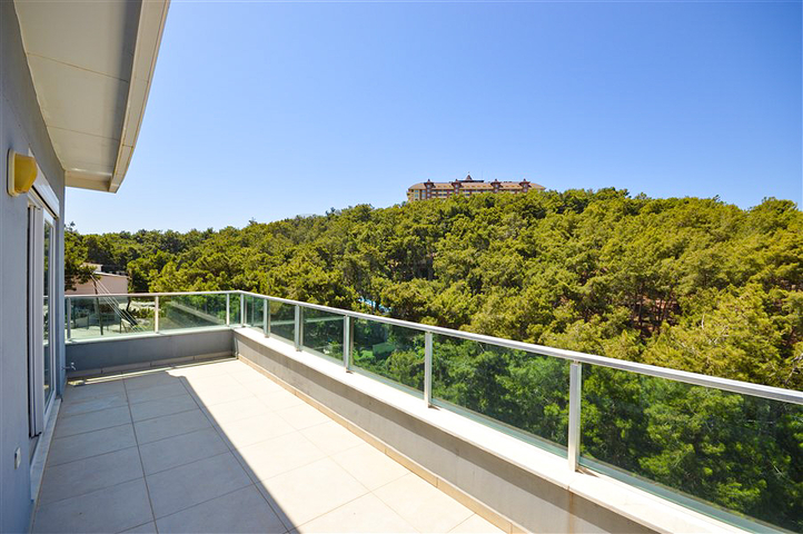 Duplex 2+1 mit hervorragenden Ansichtseigenschaften in Kargicak