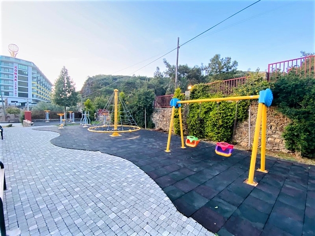 2+1 Penthouse mit Blick auf das Mittelmeer, nur 400 m vom Strand von Kargicak entfernt