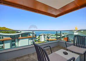 2+1 Penthouse mit Blick auf das Mittelmeer, nur 400 m vom Strand von Kargicak entfernt