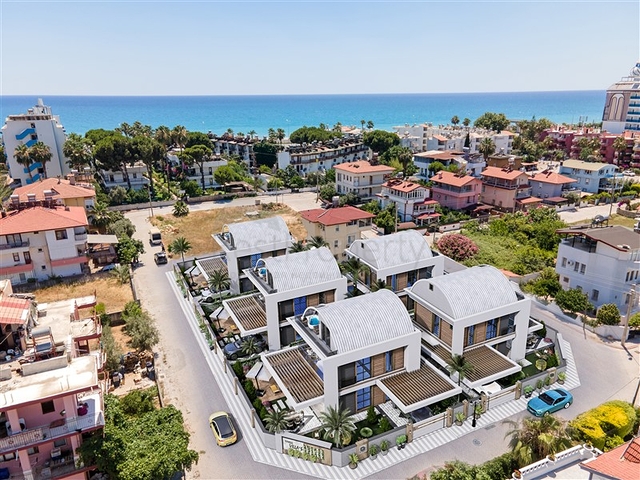 Villa 3+1 mit Whirlpool auf dem Dach, 250 m vom Meer entfernt