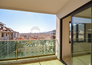 Zweistöckiges 3+1 Penthouse mit geschlossenem Parkplatz und Meerblick in Alanya