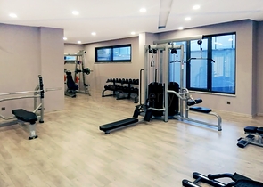 Zweistöckiges 3+1 Penthouse mit geschlossenem Parkplatz und Meerblick in Alanya