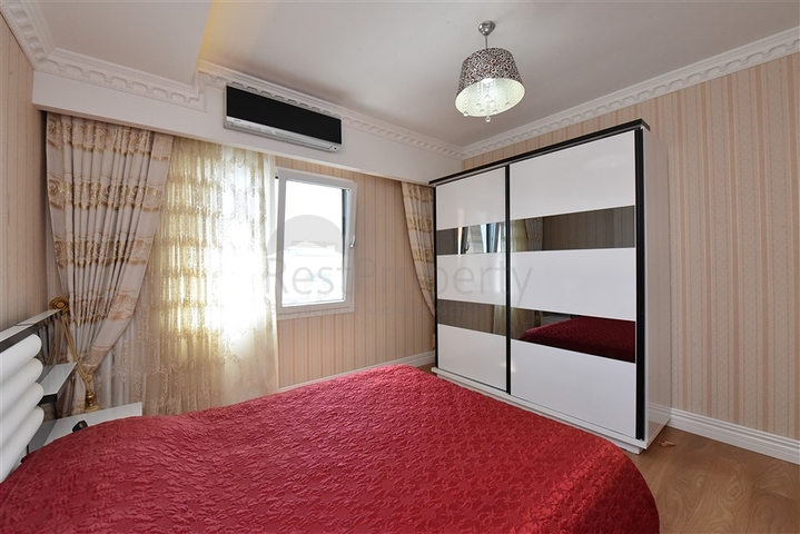 Penthouse 4+1 in Mahmutlar/Alanya