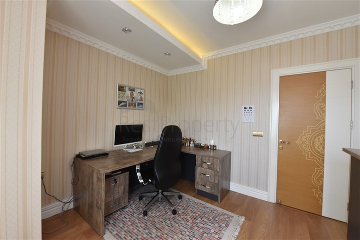 Penthouse 4+1 in Mahmutlar/Alanya