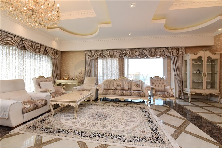 Penthouse 4+1 in Mahmutlar/Alanya