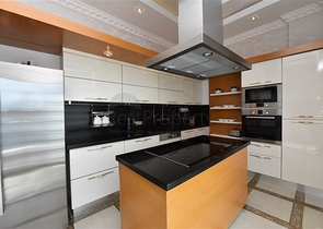 Penthouse 4+1 in Mahmutlar/Alanya