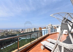 Penthouse 4+1 in Mahmutlar/Alanya