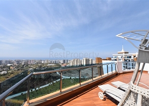 Penthouse 4+1 in Mahmutlar/Alanya