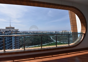 Penthouse 4+1 in Mahmutlar/Alanya