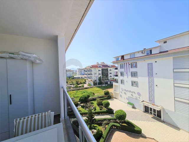 Geräumiges 2+1 Penthouse im Stadtteil Kestel